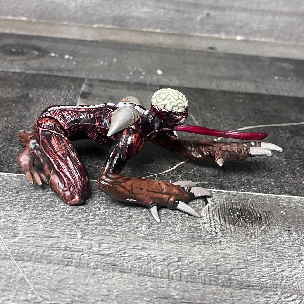 Resident Evil Licker Action Figure Capcom Horror Monster Toy Red Brown - Picture 2 of 9